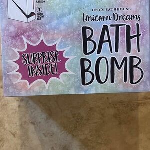 Onyx Bathhouse Unicorn Dreams Bath Bomb with Surprise Inside 6 Pack